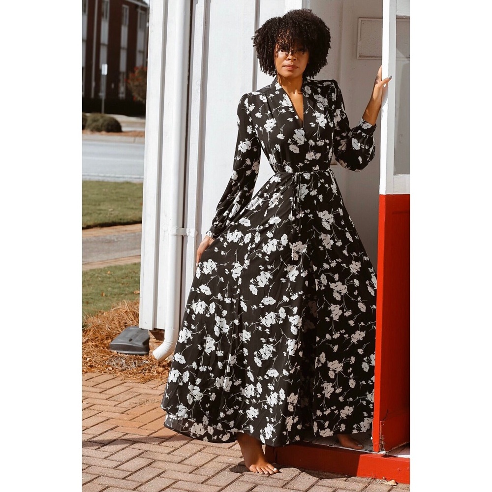 Lula Wrap Maxi Dress🆕